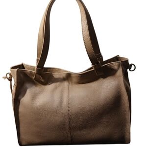 Artisan's Of India -NWT Leather Tote W/Crossbody Strap Magnetic Closure 1 Zipper